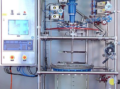 SPPS with automated dosing using load cells (gravimetric dosing) 
